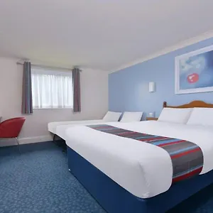Travelodge Cardiff Airport Otel Barry